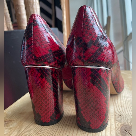 Marc Fisher Red Snakeskin Viviene Block Heel Pumps - Picture 13 of 16